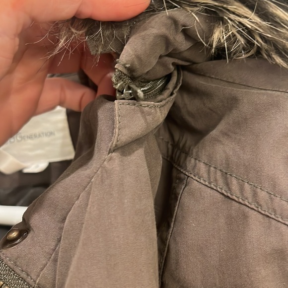 Jacket - Picture 2 of 9